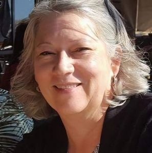 Meet your Posher, Joy